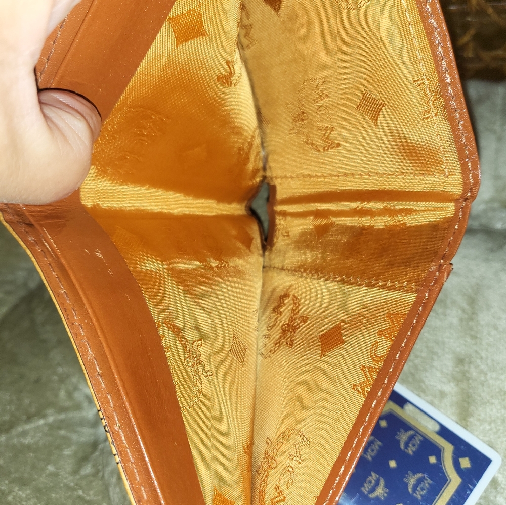 (SOLD)Rare Authentic vintage MCM cogniac Men's wallet - Picture 5 of 6